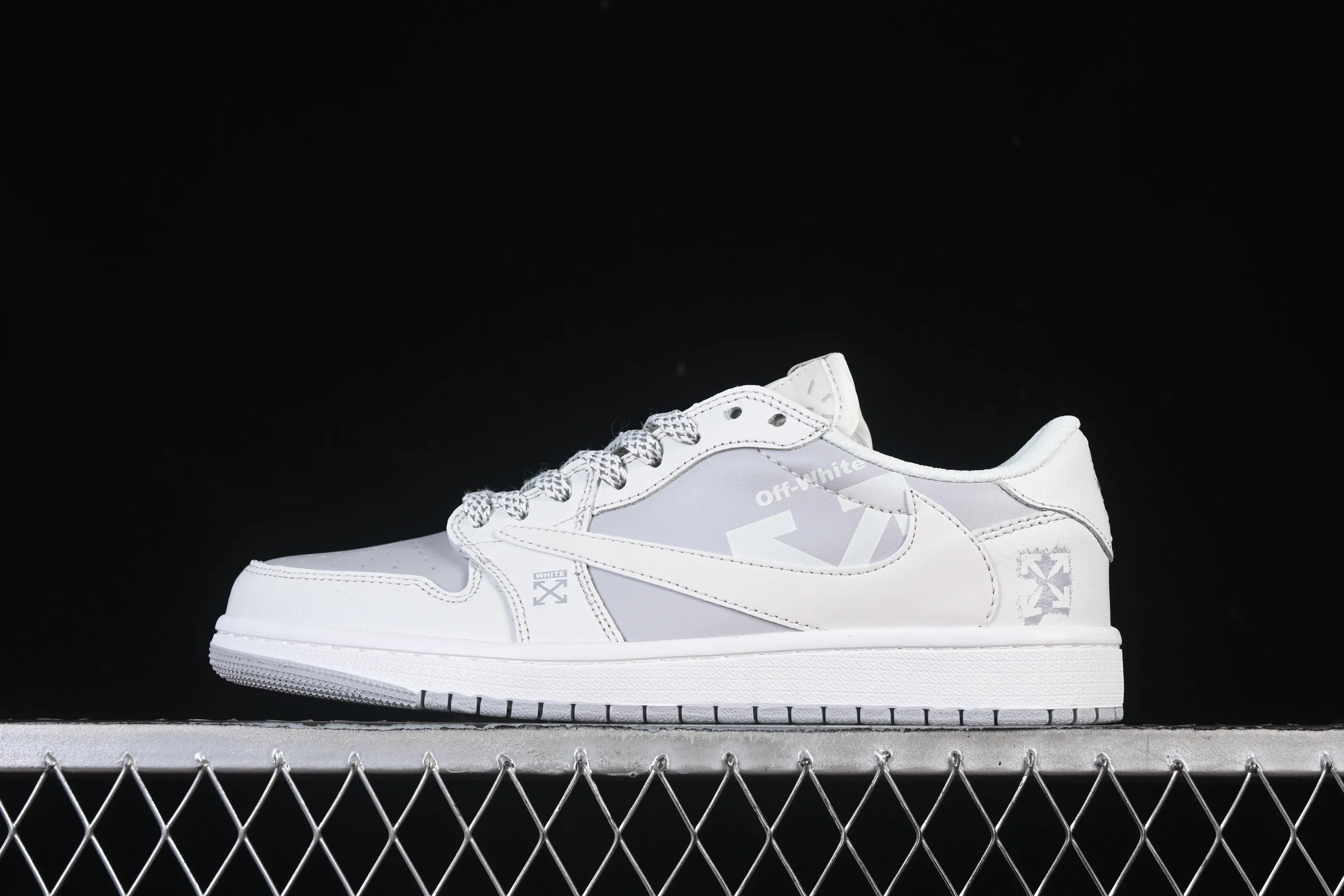 All categories Air Jordan Jordan series basketball shoes Air Jordan 1 Low High-end customized low-top sneakers Travis Scott x Fragment Design x Air Jordan 1 Low OG SP AJ1 Joe 1 OFF joint starlight gray low-top cultural casual sneakers DZ5899-009